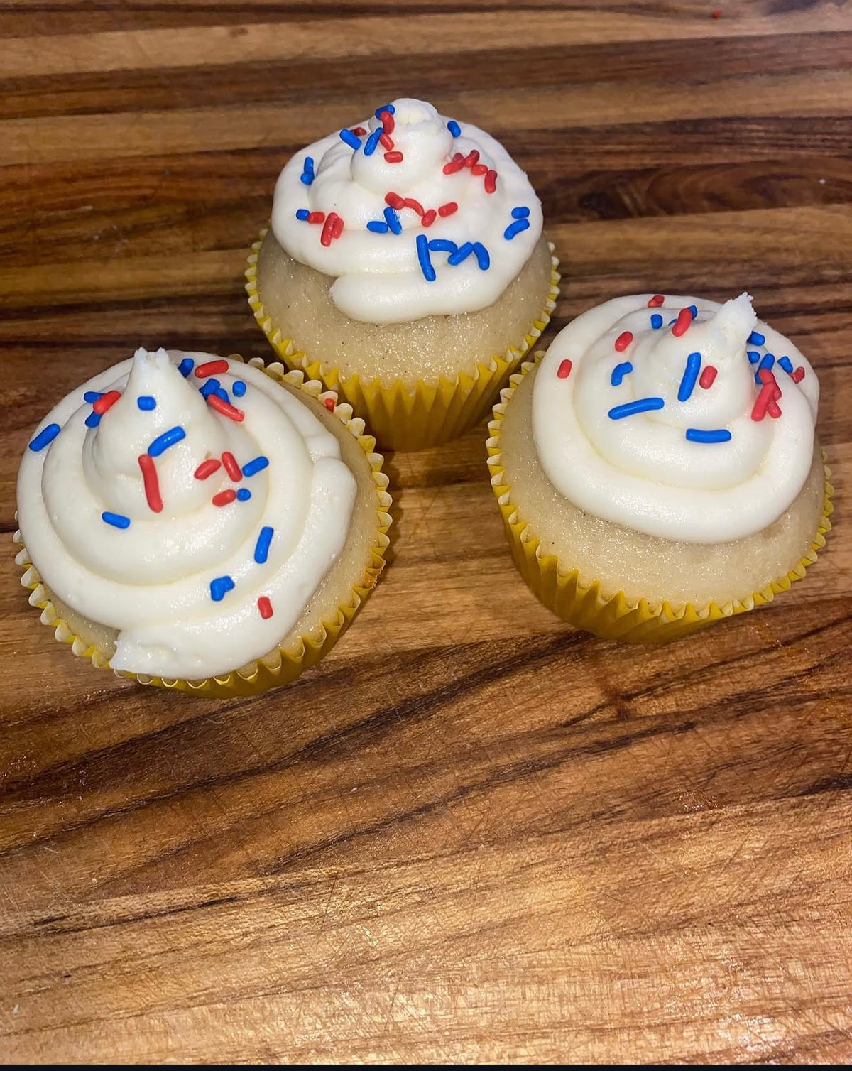 Vanilla Cup Cakes